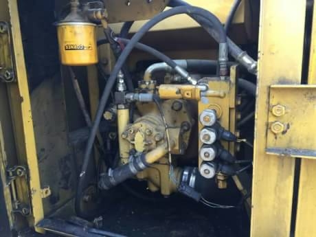 KOMATSU PC120-6