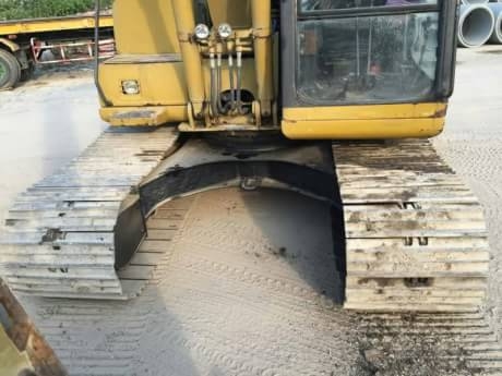 KOMATSU PC120-6