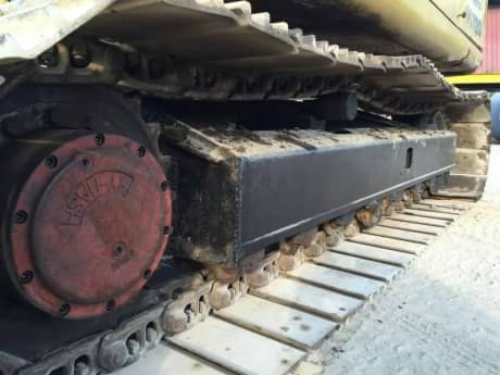 KOMATSU PC120-6