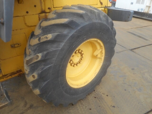 มาใหม่ครับ KOMATSU WA100-3 นำเข้าจากญี่ปุ่น โทร.090-986-2521 อ๊อบ