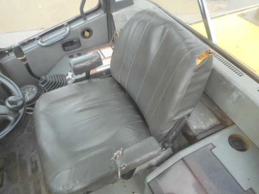 มาใหม่ครับ KOMATSU WA100-3 นำเข้าจากญี่ปุ่น โทร.090-986-2521 อ๊อบ