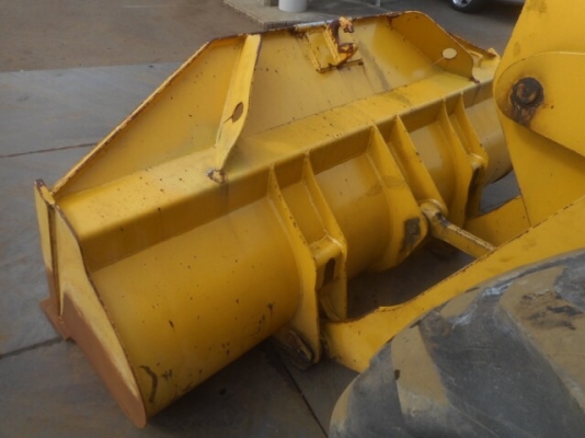มาใหม่ครับ KOMATSU WA100-3 นำเข้าจากญี่ปุ่น โทร.090-986-2521 อ๊อบ