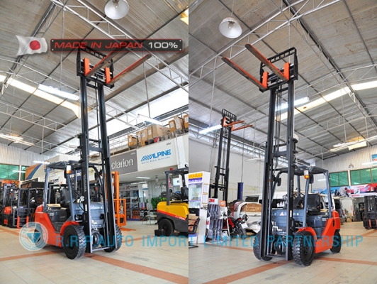 รถโฟล์คลิฟท์พร้อมขาย TOYOTA รุ่น  8FD25-32961 นำเข้าจากประเทศญี่ปุ่น 100\% ไม่เคยใช้งานในไทย