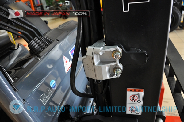 รถโฟล์คลิฟท์พร้อมขาย TOYOTA รุ่น  8FD25-32961 นำเข้าจากประเทศญี่ปุ่น 100\% ไม่เคยใช้งานในไทย