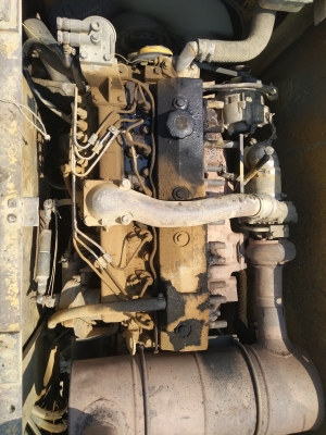 ขายแล้วค่ะ!!Komatsu Pc200-5คอนโทรลสั้น ไฟฟ้าครบ ใช้งานได้ดี