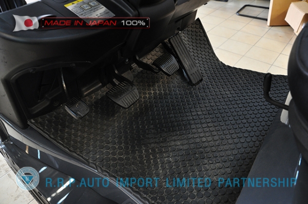 ขายรถโฟล์คลิฟท์มือสอง TOYOTA รุ่น 8FD15-10646 นำเข้าจากประเทศญี่ปุ่น 100\% ไม่เคยใช้งานในไทย