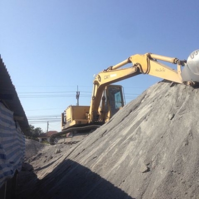 ขาย CAT 215  รถสวยๆพร้อมใช้งาน เจ้าของขาย เอง ราคา  420,000 บาท