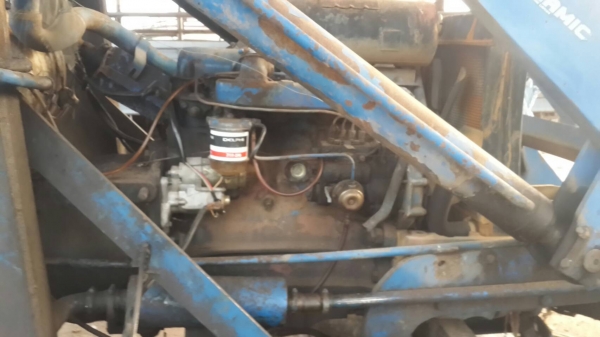 ขายรถไถฟอร์ด พร้อมบุ้งกี๋ ขายรถไถฟอร์ด พร้อมบุ้งกี๋