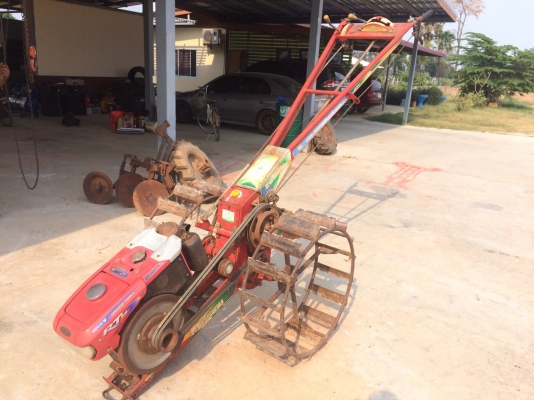 ขายรถไถ เครื่องRT90 โครงสิงห์สยาม สภาพเดิมบาง เครื่องแน่นมากสภาพพร้อมใช้ อุปกรณ์ครบ