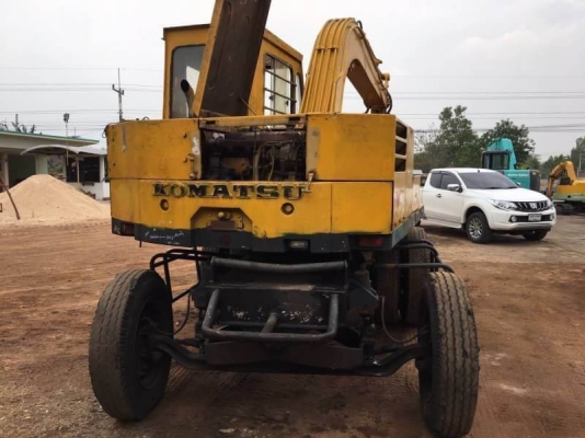 รถเก่านอก 1 อาทิตย์ 395,000 บาท KOMATSU PW60-1 สองเพลา เครื่องดี ปั้มแรง  เอกสารอินวอยท์  รถอยู่ จ.ร้อยเอ็ด โทร 098-1862844 อ๊อฟ 101 ไอดีไลน์ ja5657