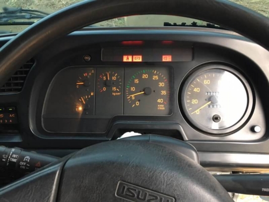 ISUZU DECA 195 ราคา 855,000 บาท (ต่อใหม่ 2 เดือน ) เเครื่อง 6HE1-195 แรง หัวบาง ยางดี คัสชีสวย เบรคทิฟฟี่ เพาเวอร์ แอร์เย็น เอกสารเล่มทะเบียน  รถอยู่ จ.ร้อยเอ็ด โทร&amp;ไอดีไลน์ 0610710295
