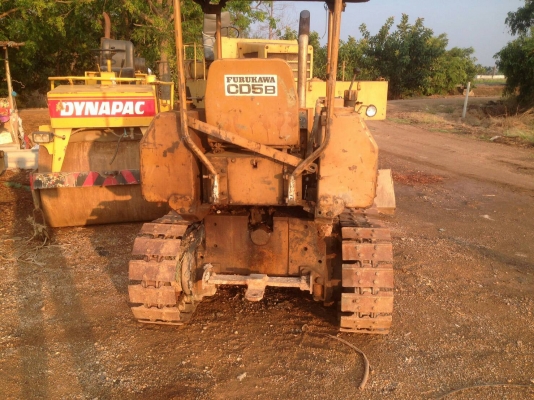 ต้องการขายแทรกเตอร์