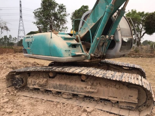 ขายดาว์น 565,000 บาท KOBELCO SK200 MARK 5 ธรรมดา เครื่องดี ปั้มแรง โช่หนา เอวแน่น ไฟฟ้าครบ (มอเตอร์คันเร่งเสีย) แอร์เย็น เอกสารเล่มทะเบียน  งวดคงเหลือ.  26 งวด x 15,000 = 390,000 บาท   รถอยู่ จ.ร้อยเอ็ด โทร&amp;ไอดีไลน์ 0610710295