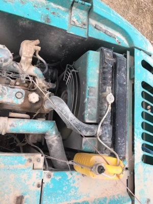 ขายดาว์น 565,000 บาท KOBELCO SK200 MARK 5 ธรรมดา เครื่องดี ปั้มแรง โช่หนา เอวแน่น ไฟฟ้าครบ (มอเตอร์คันเร่งเสีย) แอร์เย็น เอกสารเล่มทะเบียน  งวดคงเหลือ.  26 งวด x 15,000 = 390,000 บาท   รถอยู่ จ.ร้อยเอ็ด โทร&amp;ไอดีไลน์ 0610710295