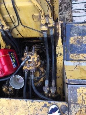 KOMATSU PC200-5 ราคา 675,000  บาท เครื่องดี โช่หนา เอวแน่น ไฟฟ้าครบ เอกสารเล่มทะเบียน  รถอยู่ จ.ร้อยเอ็ด โทร&amp;ไอดีไลน์ 0610710295