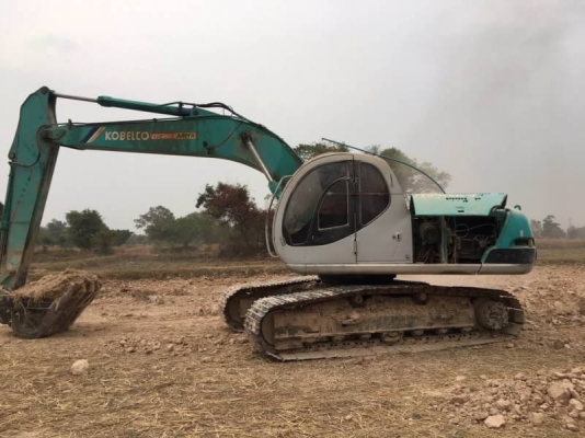ขายดาว์น 565,000 บาท KOBELCO SK200 MARK 5 ธรรมดา เครื่องดี ปั้มแรง โช่หนา เอวแน่น ไฟฟ้าครบ (มอเตอร์คันเร่งเสีย) แอร์เย็น เอกสารเล่มทะเบียน  งวดคงเหลือ.  26 งวด x 15,000 = 390,000 บาท   รถอยู่ จ.ร้อยเอ็ด โทร 098-1862844 ไอดีไลน์ ja5657