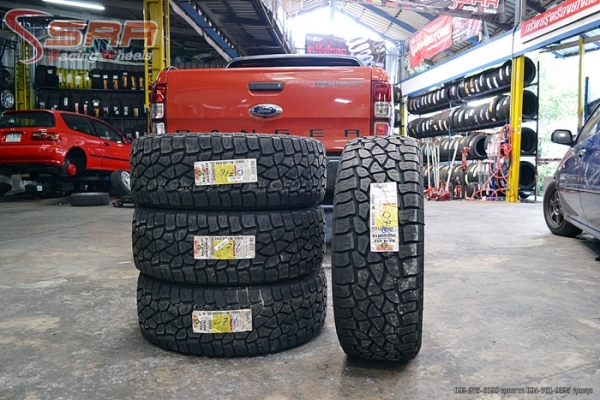 MICKEY THOMPSON STZ 265/60R18 เส้นละ 7,500 บาท