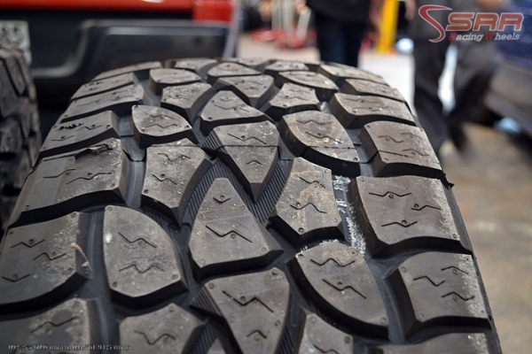 MICKEY THOMPSON STZ 265/60R18 เส้นละ 7,500 บาท MICKEY THOMPSON STZ 265/60R18 เส้นละ 7,500 บาท