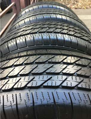 ยาง Michelin 265 65 17 สิ้นปี14 ดอกเต็ม ใช้ยาว ราคาไม่แพง ยาง Michelin 265 65 17 สิ้นปี14 ดอกเต็ม ใช้ยาว ราคาไม่แพง