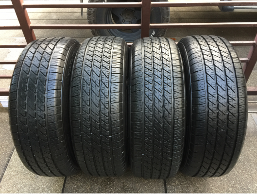 ยาง Michelin 265 65 17 สิ้นปี14 ดอกเต็ม ใช้ยาว ราคาไม่แพง ยาง Michelin 265 65 17 สิ้นปี14 ดอกเต็ม ใช้ยาว ราคาไม่แพง