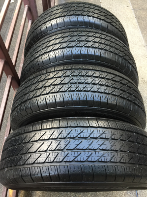 ยาง Michelin 265 65 17 สิ้นปี14 ดอกเต็ม ใช้ยาว ราคาไม่แพง ยาง Michelin 265 65 17 สิ้นปี14 ดอกเต็ม ใช้ยาว ราคาไม่แพง