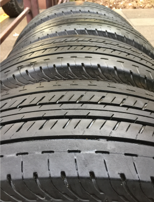 ยาง Bridgestone 215 65 16 ปี15 ดอกเต็ม ไม่มีปะ ใช้ยาว ราคาไม่แพง