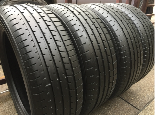 ยาง Toyo 225 55 19 ปี15 ดอกเต็ม ไม่มีปะ ใช้ยาว ราคาไม่แพง