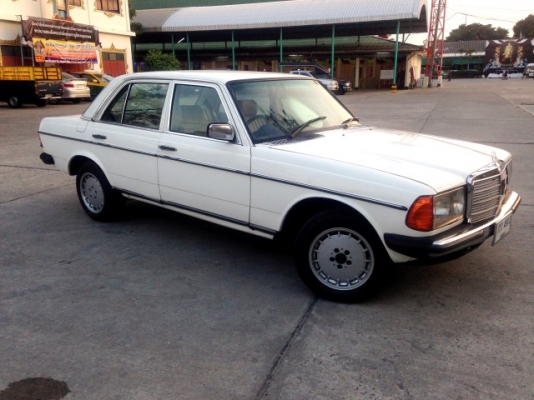 ขาย/แลก/เทิร์น Benz W123 Classic 1JZ VVTi ติดแก๊สLPG หัวฉีด สวยสุดๆ