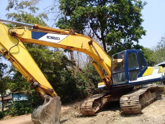 KOBELCO SK200 MARK 3 ราคา 550,000 บาท  เครื่องดี ปั้มแรง โช่หนา เอวแน่น ไฟฟ้าตัด เอกสารอินวอยท์  รถอยู่ จ.ร้อยเอ็ด โทร&amp;ไอดีไลน์ 0610710295