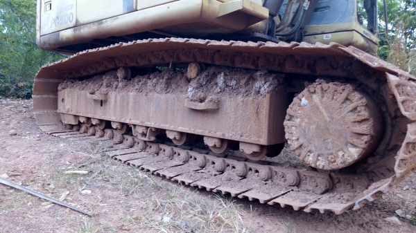 ขายด่วนรถแบ็คโครKOMATSU PC200-6เอกสารเล่มทะเบียนสภาพเดิมสุดๆโทรไอดี0843923995