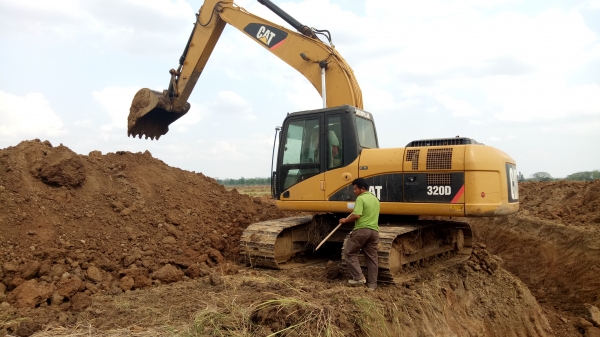 ขายด่วนๆCAT320Dกระบอกดำเอกสารเล่มทะเบียน8900ชั่วโมงสภาพพร้อมใช้สุดๆโทรไอดี0843923995