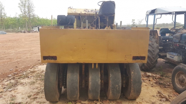 ขาย รถบด ล้อยาง 9 ล้อ DYNAPAC CP20 สภาพใช้งานได้ปกติ ราคาต่อรองได้ครับ