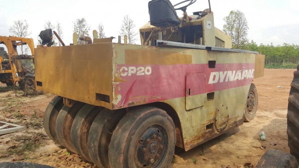 ขาย รถบด ล้อยาง 9 ล้อ DYNAPAC CP20 สภาพใช้งานได้ปกติ ราคาต่อรองได้ครับ