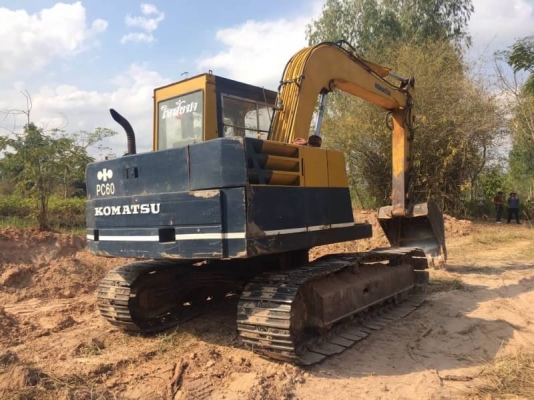 KOMATSU PC60-3 ราคา 265,000 บาท เครื่องดี ปั้มแรง โช่หนา เอวแน่น (มีไลน์หัวเจาะ) เอกสารชื้อขาย  รถอยู่ จ.สกลนคร  โทร&amp;ไอดีไลน์ 0610710295