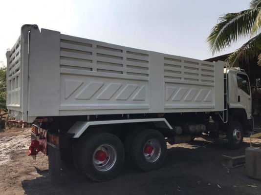 ขายครับ Isuzu Dace 360 แรงปลายปี 53 มีระบบลากสภาพพร้อมใช้งาน