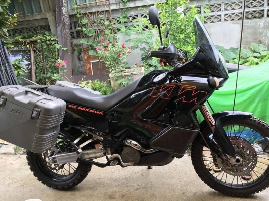 KTM950 ADVENTURE.