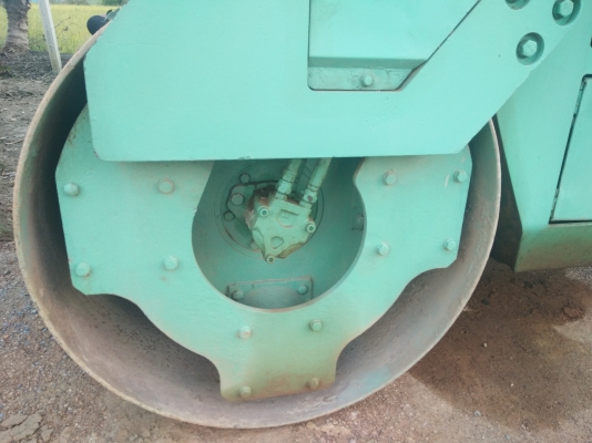 ขายแล้วค่ะ!!รถบด Komatsu JV40 เอวอ่อน2เพลา