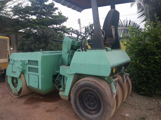 ขายแล้วค่ะ!!รถบด Komatsu JV40 เอวอ่อน2เพลา ขายแล้วค่ะ!!รถบด Komatsu JV40 เอวอ่อน2เพลา