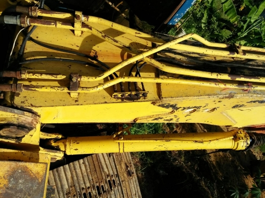ขายรถแบคโฮพร้อมรถ 10 ล้อเทรลเลอร์ KOBELCO SK200-/// กับ มิตซูคัสซี FN225K เครื่อง HO7D 195 แรงม้า 2 