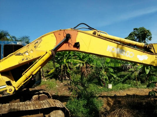 ขายรถแบคโฮพร้อมรถ 10 ล้อเทรลเลอร์ KOBELCO SK200-/// กับ มิตซูคัสซี FN225K เครื่อง HO7D 195 แรงม้า 2 