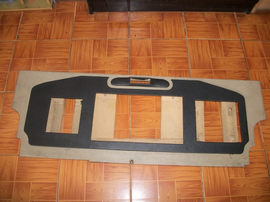 เครื่องเสียงคุณภาพดีทั้งชุด ราคา 7500 บาทครับ