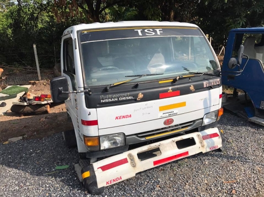 ขายหัวเก๋งรถบรรทุก 6 ล้อ NISSAN PU41T4 นำเข้าจากญี่ปุ่น พร้อมใช้ สนใจติดต่อ 081-9485494