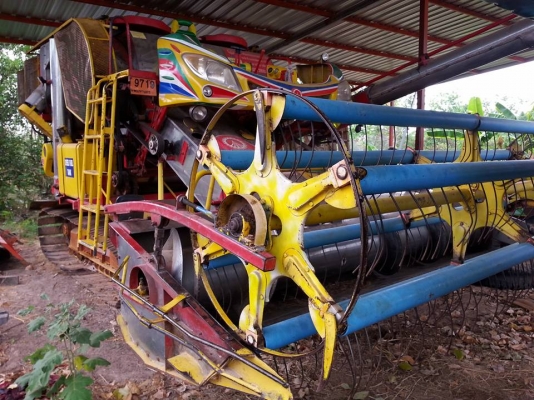 ขายรถเกี่ยวข้าว รุ่นไอ้หนุ่มไวไฟ เครื่อง260เทอร์โบ ปี53 ช่วงล่างดี สภาพพร้อมใช้งาน ราคา850,000 สนใจโทร 090-8588220คุณนะ 093-3258446คุณบิว เว็บไซต์ส่วนตัว www.narong2truck.com www.truck.in.th/498 ID: narong498 ID: 0933258446 เพจ Facebook ณรงค์ ซื้อขายรถมือ