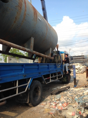 ถังน้ำมันขนาด 10660 ลิตรเข้ามาใหม่ รอเก็บงาน