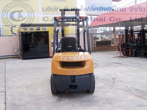 ขาย รถโฟล์คลิฟท์ TOYOTA รุ่น 7FD30ใช้งาน 500 ชม.สภาพเหมือนใหม่