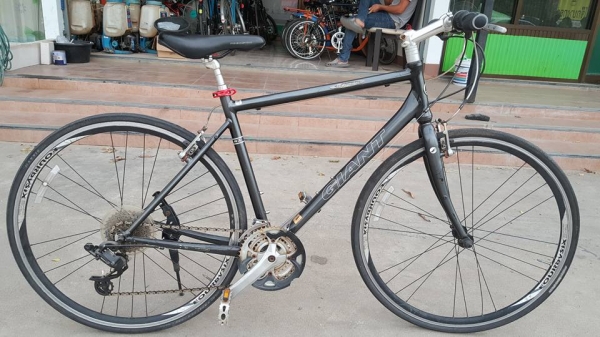 จักรยานทัวริ่ง GIANT r3