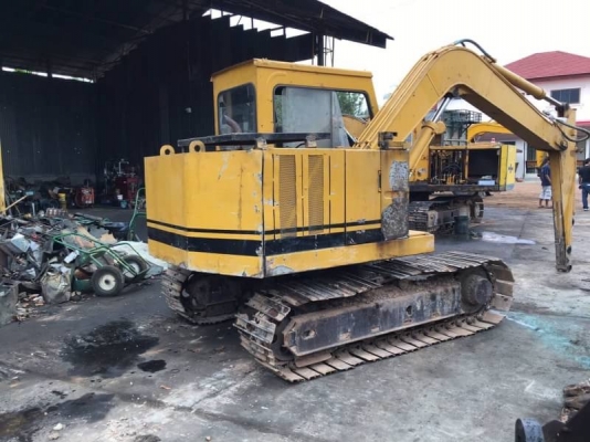 CATTERPILAR E70 ราคา 345,000 บาท เครื่องดี ปั้มแรง โช่หนา เอวแน่น เอกสารชื้อขาย  รถอยู่ จ.สุรินทร์  โทร&amp;ไอดีไลน์ 0610710295