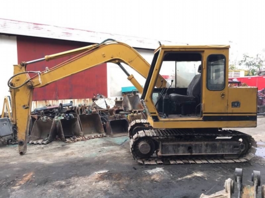 CATTERPILAR E70 ราคา 345,000 บาท เครื่องดี ปั้มแรง โช่หนา เอวแน่น เอกสารชื้อขาย  รถอยู่ จ.สุรินทร์  โทร&amp;ไอดีไลน์ 0610710295