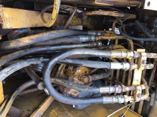 CATTERPILAR E70 ราคา 345,000 บาท เครื่องดี ปั้มแรง โช่หนา เอวแน่น เอกสารชื้อขาย  รถอยู่ จ.สุรินทร์  โทร&amp;ไอดีไลน์ 0610710295