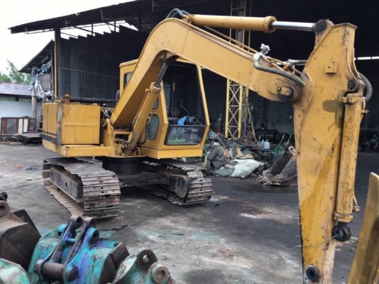 CATTERPILAR E70 ราคา 345,000 บาท เครื่องดี ปั้มแรง โช่หนา เอวแน่น เอกสารชื้อขาย  รถอยู่ จ.สุรินทร์  โทร&amp;ไอดีไลน์ 0610710295